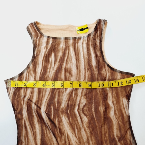 Superdown Bojana bodysuit in Brown - Picture 14 of 14